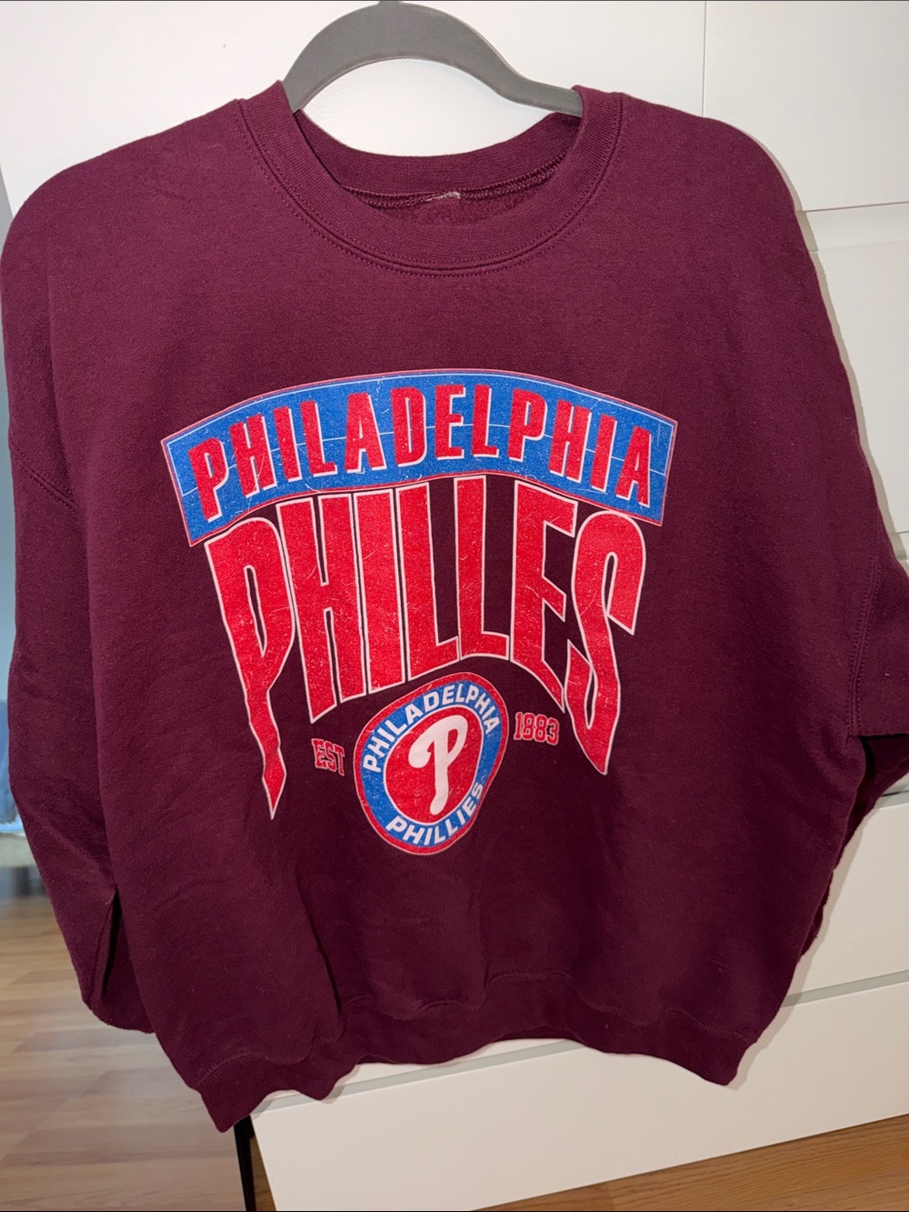 Maroon Philadelphia Phillies Graphic Crewneck Sweatshirt - Unbranded